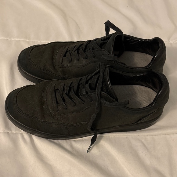 Oakley Genuine leather Black Sneakers - Picture 3 of 5